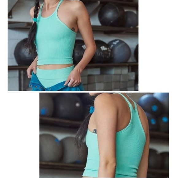 NWOT! FP Free People Movement Happiness Runs Long Crop Sz M/L - Picture 2 of 5